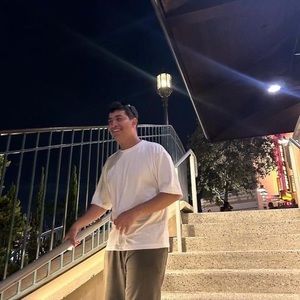 Meet your Posher, Gabriel